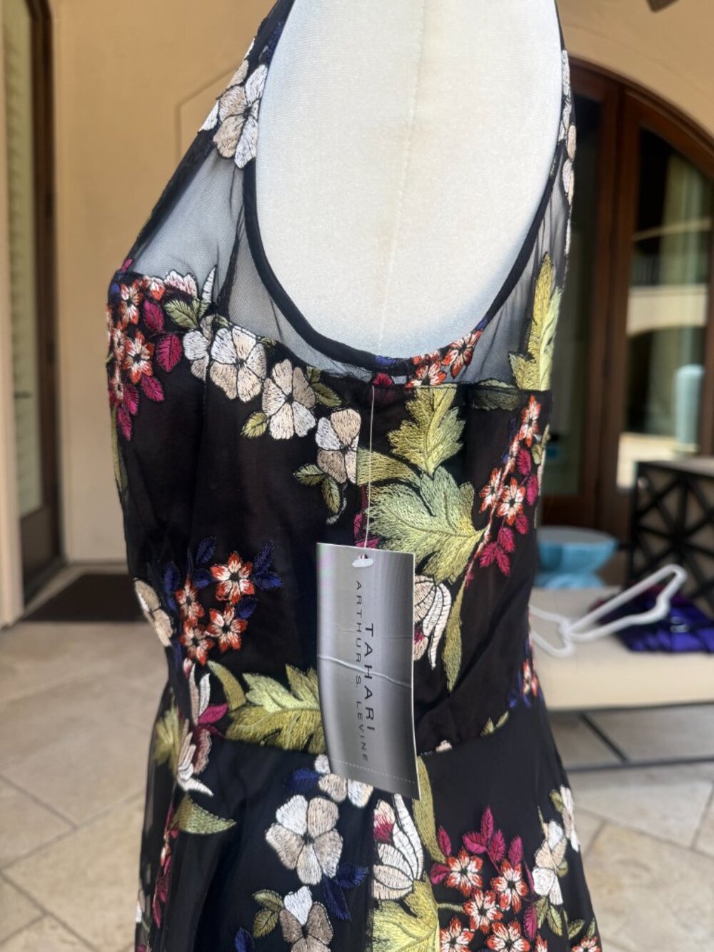Tahari Arthur Levine Embroidered Fit & Flare dress, size 10 - Picture 7 of 10